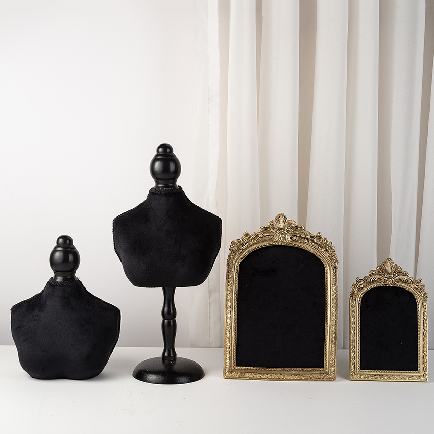 Stand Display Perhiasan Bentuk - Body Jewelry Store ulasan dan harga